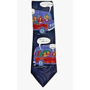 Family Vacation Hallmark MMG Novelty Tie Dad Gift 4"x57" EUC